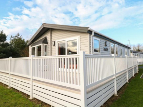 Broadland Sands Lodge